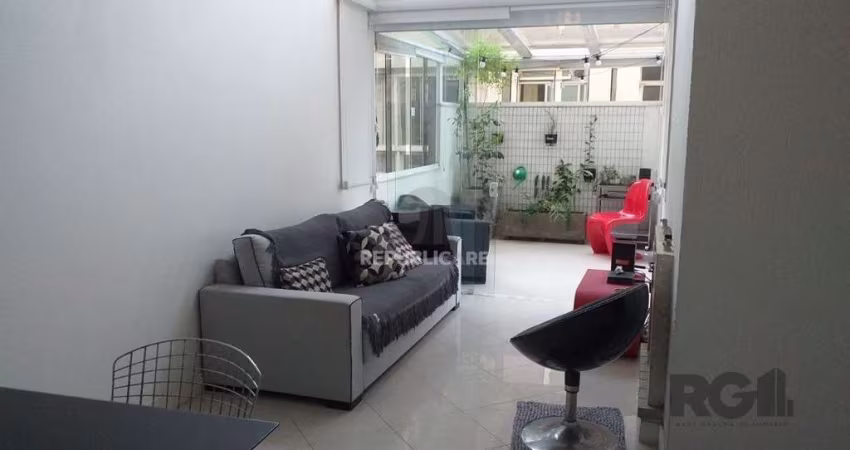 Ótimo Loft ou 1 dormitório e gabinete garagem no Rio Branco