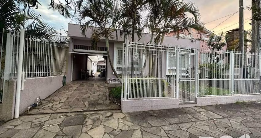 Casa 3 dormitórios à venda Morro Santana Porto Alegre/RS