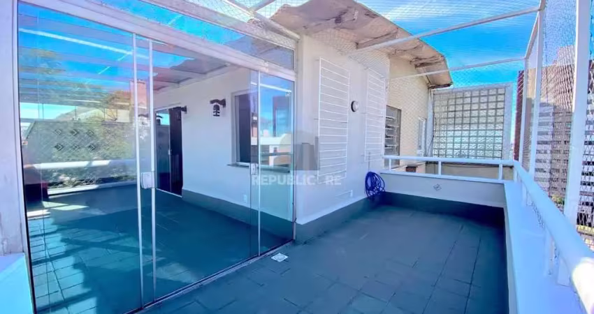 Cobertura à venda com 2 dormitórios em bom jesus e 119 m² de área útil disponível