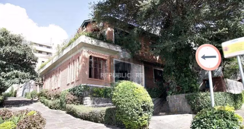 Casa residencial à venda no bairro petrópolis com 243 m² e 4 dormitórios/quartos.