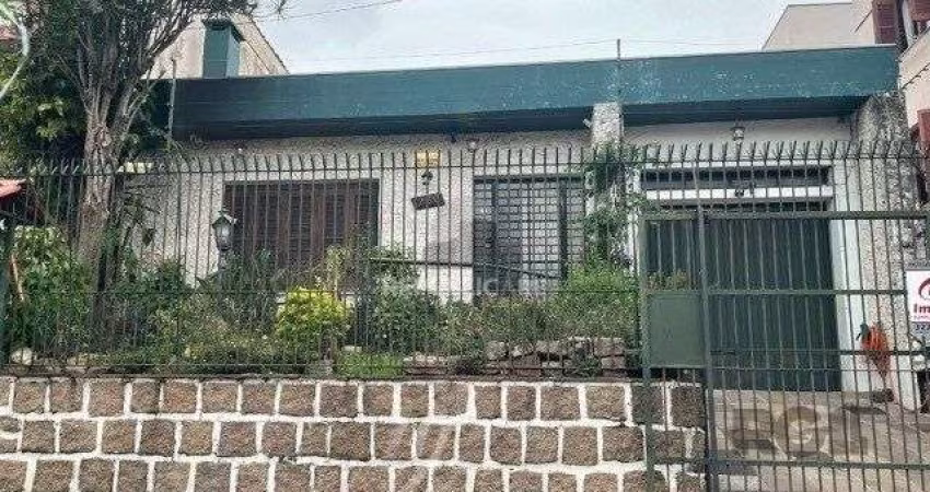 Casa 3 dormitórios à venda Medianeira Porto Alegre/RS