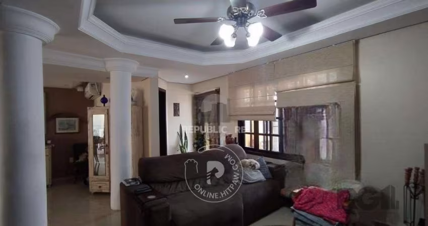 Sobrado 3 dormitórios à venda Hípica Porto Alegre/RS