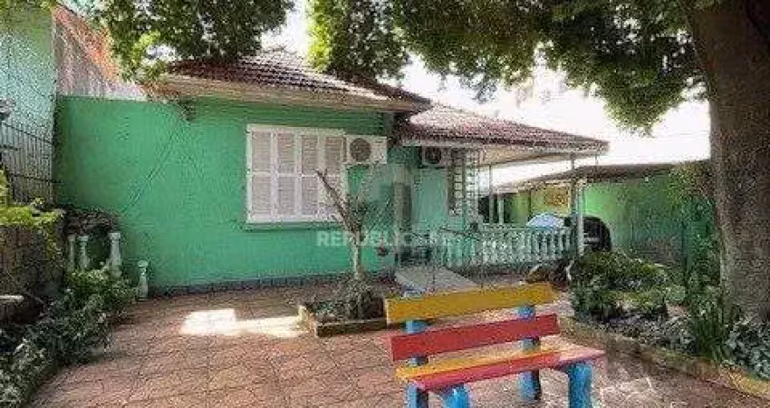 Casa com 3 quartos à venda na Rua Doutor Campos Velho, 1636, Cristal, Porto Alegre