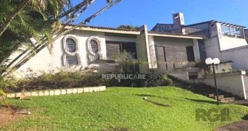 Casa 5 dormitórios à venda Cristal Porto Alegre/RS