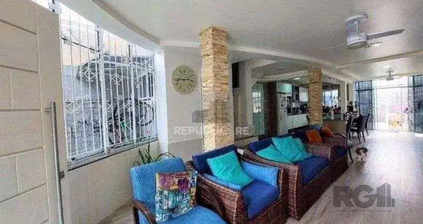Casa residencial à venda no bairro cristal, com 234 m² e 3 dormitórios/quartos.