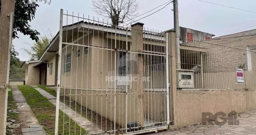 Casa 3 dormitórios à venda Vila Nova Porto Alegre/RS