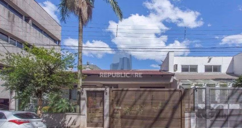 Casa 4 dormitórios à venda Auxiliadora Porto Alegre/RS