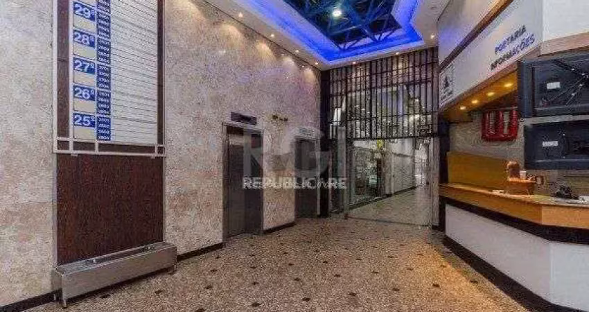 Escritório à venda no centro histórico com 46 m² de área útil disponível.
