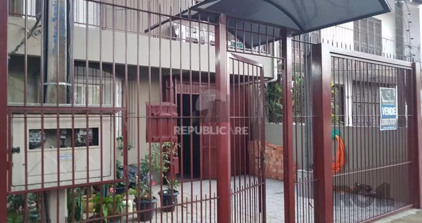 CASA 4 DORMITORIOS SANTANA