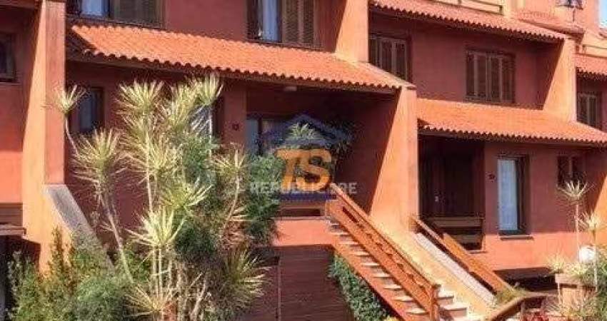 Casa para Venda - 380m², 3 dormitórios, sendo 2 suites, 2 vagas - Cristal