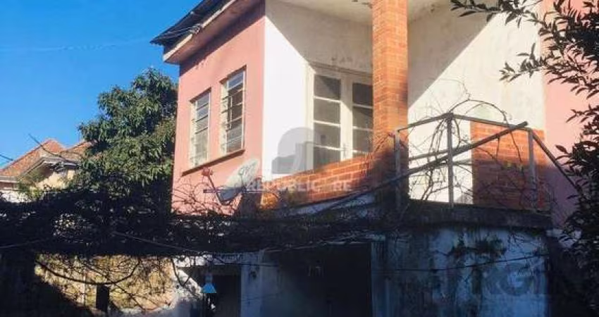 Casa 4 dormitórios à venda Floresta Porto Alegre/RS