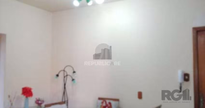 Apartamento 2 Dormitórios,frente,Bairro Cidade Baixa