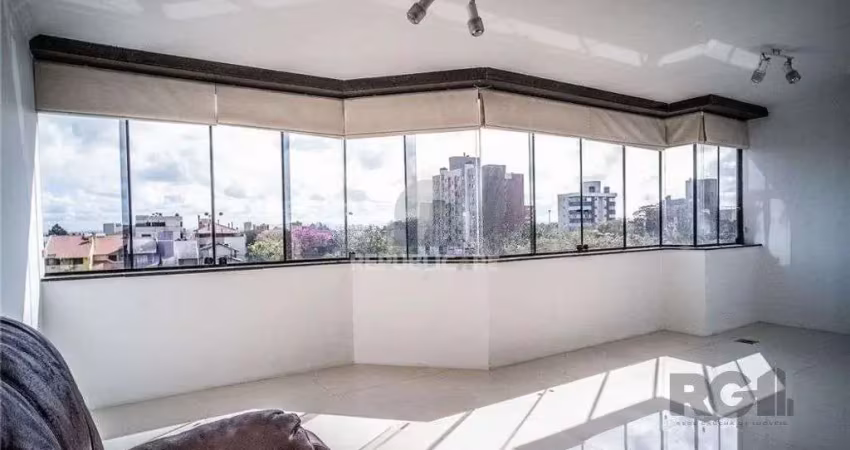 Excelente cobertura de 255m² com 3 dormitórios e 2 vagas.