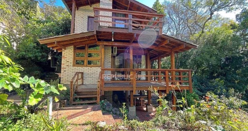 Casa 3 dormitórios à venda Teresópolis Porto Alegre/RS