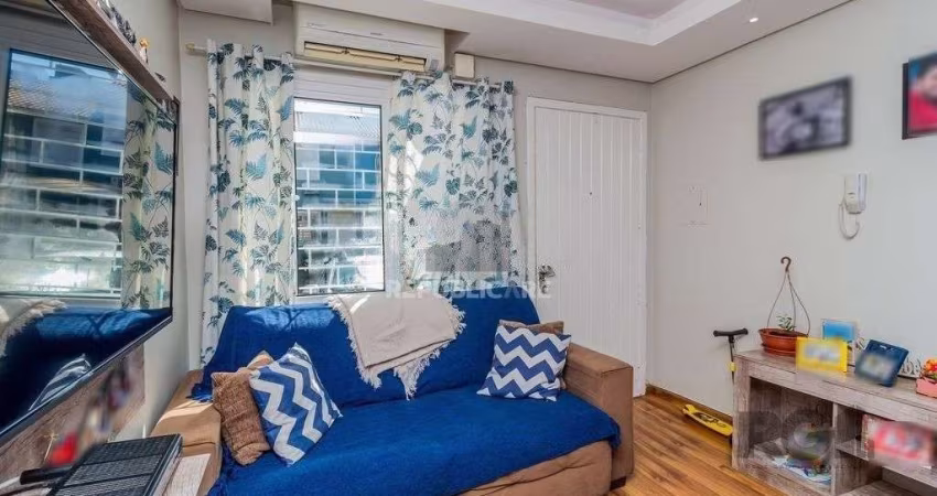 Casa em condomínio com 79m² - 2 dormitórios, 1 suíte, 1 vaga no bairro Morro San