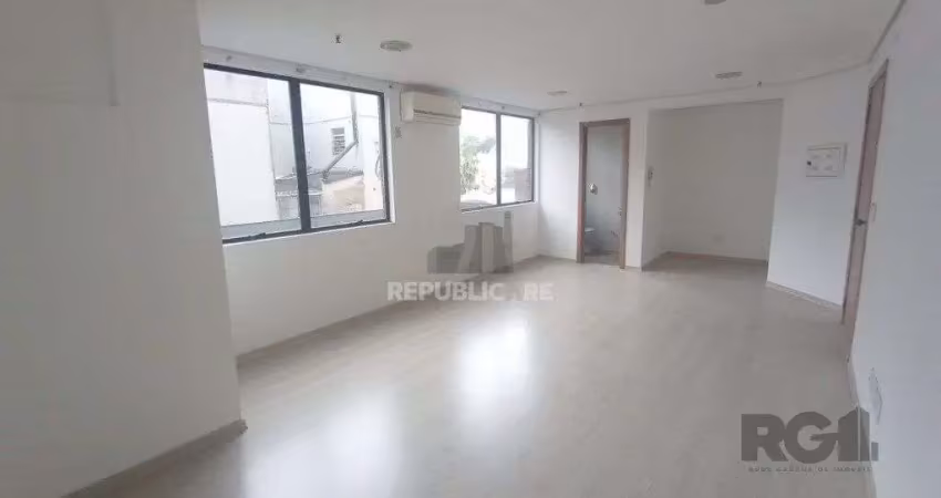 Escritório à venda no bairro menino deus com 32m² de área útil disponível!