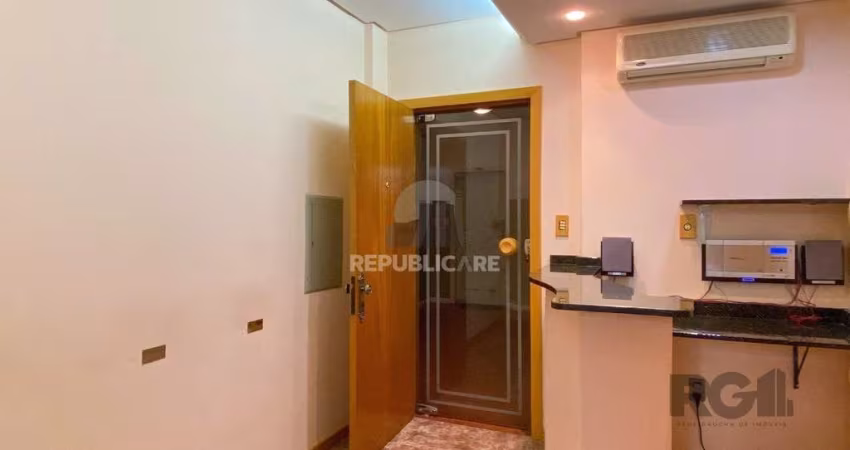 APARTAMENTO DE FRENTE  PRONTO PARA USO - CENTRO HISTÓRICO