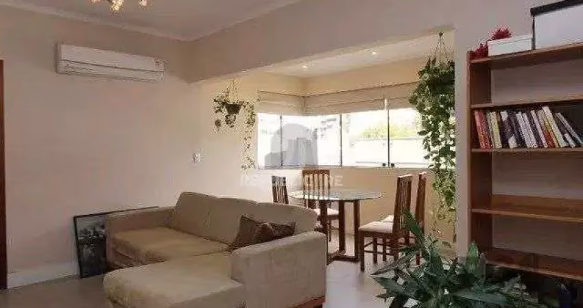 Vende-se apartamento 2 dorm c/ suite, living com sacada c/ churrasuqiera, vaga c