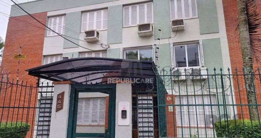 3D ensolarado e com vaga.