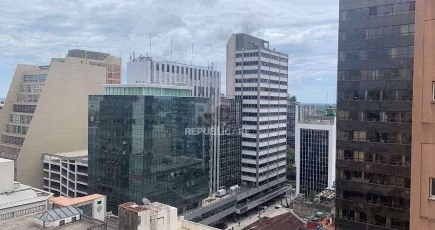 Apartamento 3 dormitórios no Centro Histórico