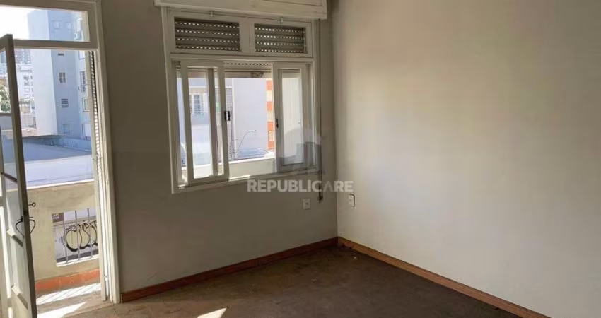 Apartamento 4 dormitórios à venda Rio Branco Porto Alegre/RS