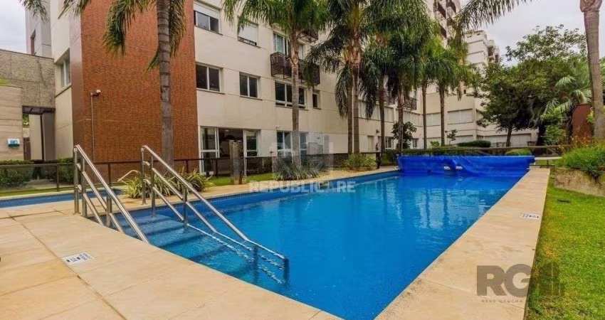 Apartamento 60m² - semi mobiliado, 2 dormitórios, 1 suíte, churrasqueira e 1 vag
