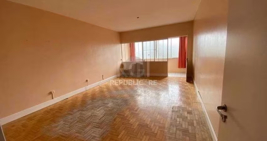 Apartamento 3 dormitórios à venda Floresta Porto Alegre/RS