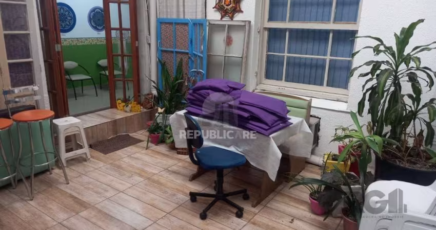 Apartamento 3 dormitórios à venda Centro Histórico Porto Alegre/RS