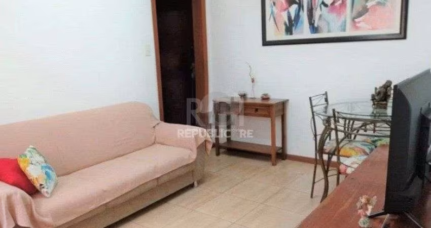 Apartamento para Venda  3 dormitórios, Menino Deus térreo com pátio