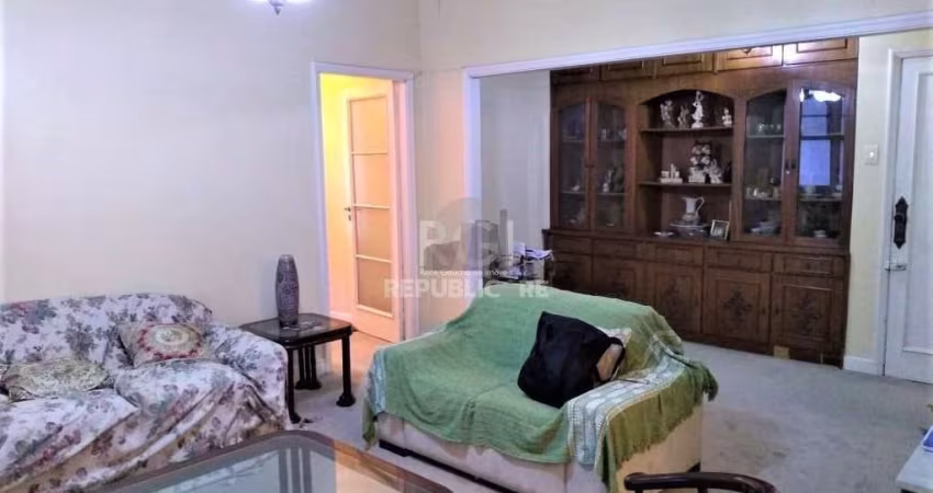 Apartamento para Venda - 133.32m², 3 dormitórios, 1 vaga - Centro Histórico