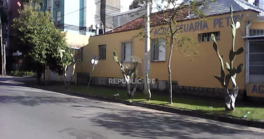 Casa para Venda - 300m², 3 dormitórios, 2 vagas - Partenon