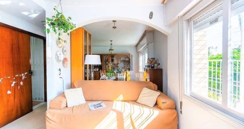 Casa de 424m² no Bairro Chácara Das Pedras