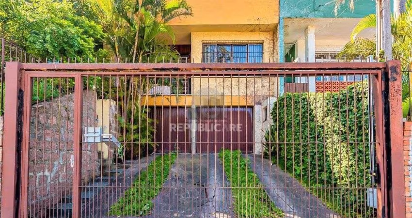 Casa para Venda - 165m², 3 dormitórios, 2 vagas - Partenon