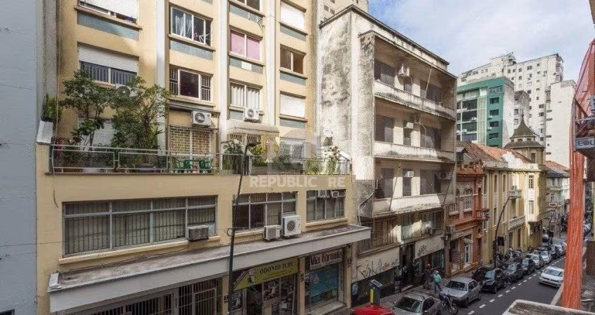 Apartamento para Venda - 101m², 3 dormitórios, Centro Histórico