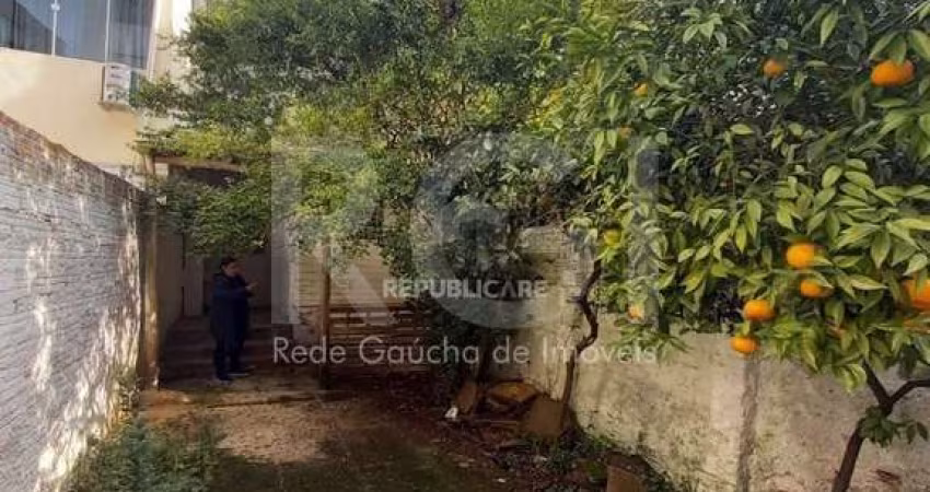 Casa para Venda - 140m², 4 dormitórios, 1 vaga - Cidade Baixa
