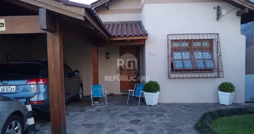 Casa para Venda - 280m², 3 dormitórios, Sarandi