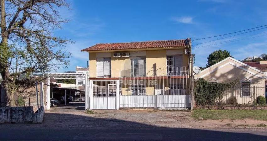 Casa Comercial para Venda - 112m², 3 dormitórios, 2 vagas - Medianeira