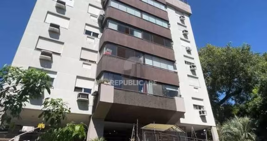 Apartamento na azenha à venda com 84 m² e 3 dormitórios/quartos disponíveis.