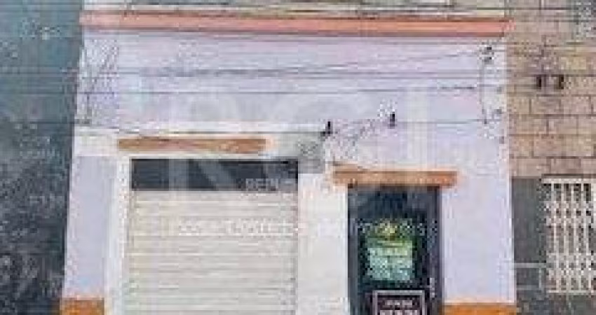sobrado no coração da Cidade Baixa. 50 m Zaffari Lima e Silva.