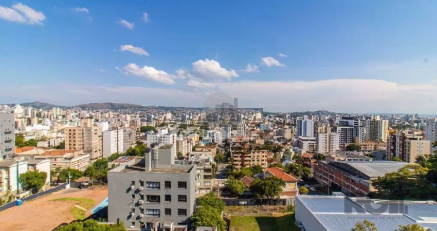 Apartamento de quatro quartos, suíte e duas vagas de garagem no bairro Rio Branc