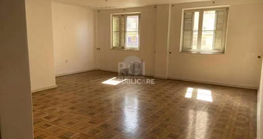 Apartamento à venda no centro histórico com 4 dormitórios/quartos e 163 m².