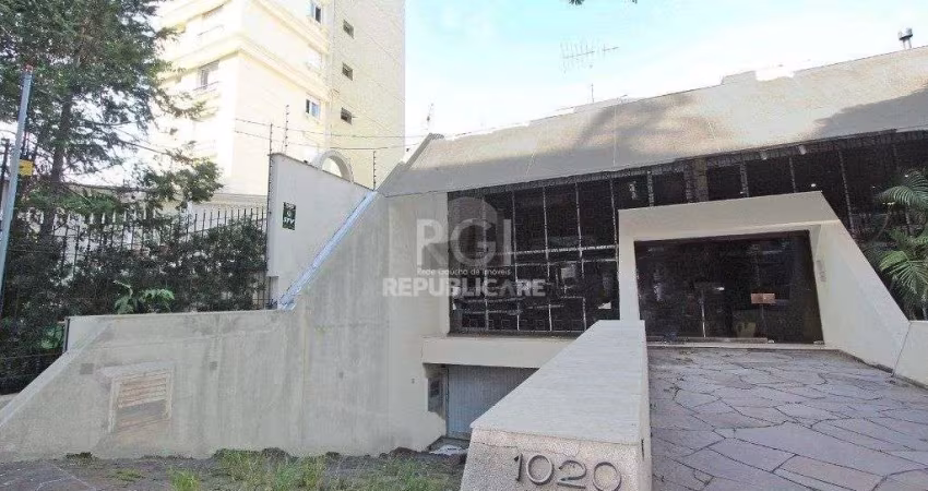 Apartamento para Venda - 388m², 4 dormitórios, sendo 3 suites, 3 vagas - Auxilia