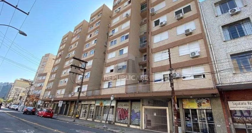APARTAMENTO COM TERRAÇO - NA CIDADE BAIXA