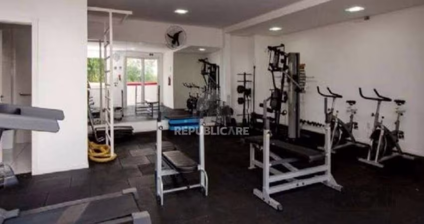Apartamaento de 2 dormitórios, sala, cozinha, banheiro no bairro Marechal Rondon