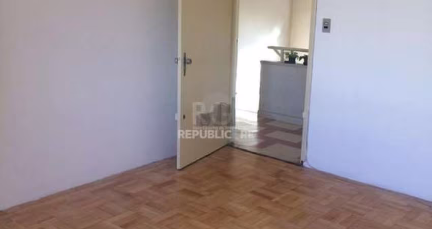 Apartamento para Venda - 70.57m², 2 dormitórios, Auxiliadora