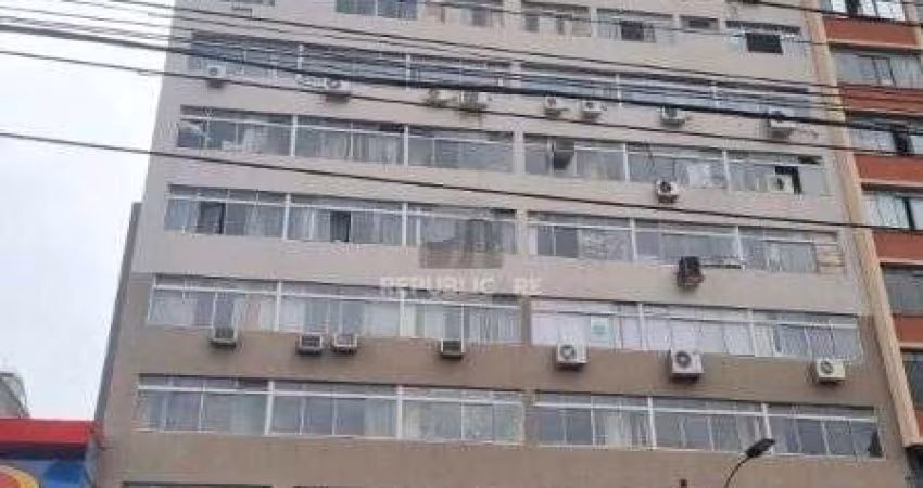 Apartamento em Porto Alegre, no bairro Centro Histórico, com 1 dormitório(s), e