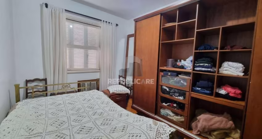 Apartamento de 02 Dormitórios no Centro Histórico