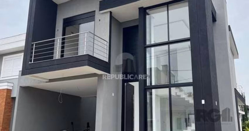 Casa sobrado em condomínio, 3 dormitórios, 1 suíte, 2 vagas, Bairro Central Park