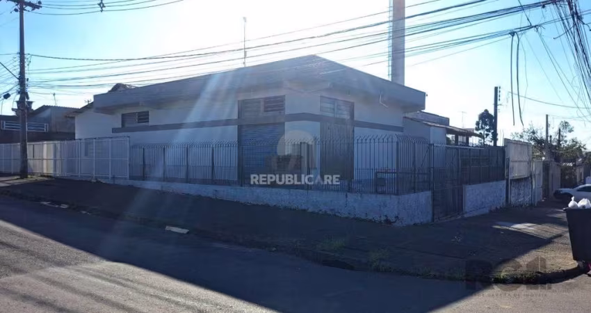 Pavilhão área total 720m² bairro Vista Alegre