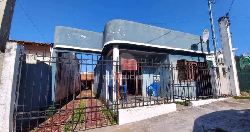 Casa com 2 dormitórios por R$ 480.000,00 na Rua Pedro Alcantara Comas nº127 - Ce